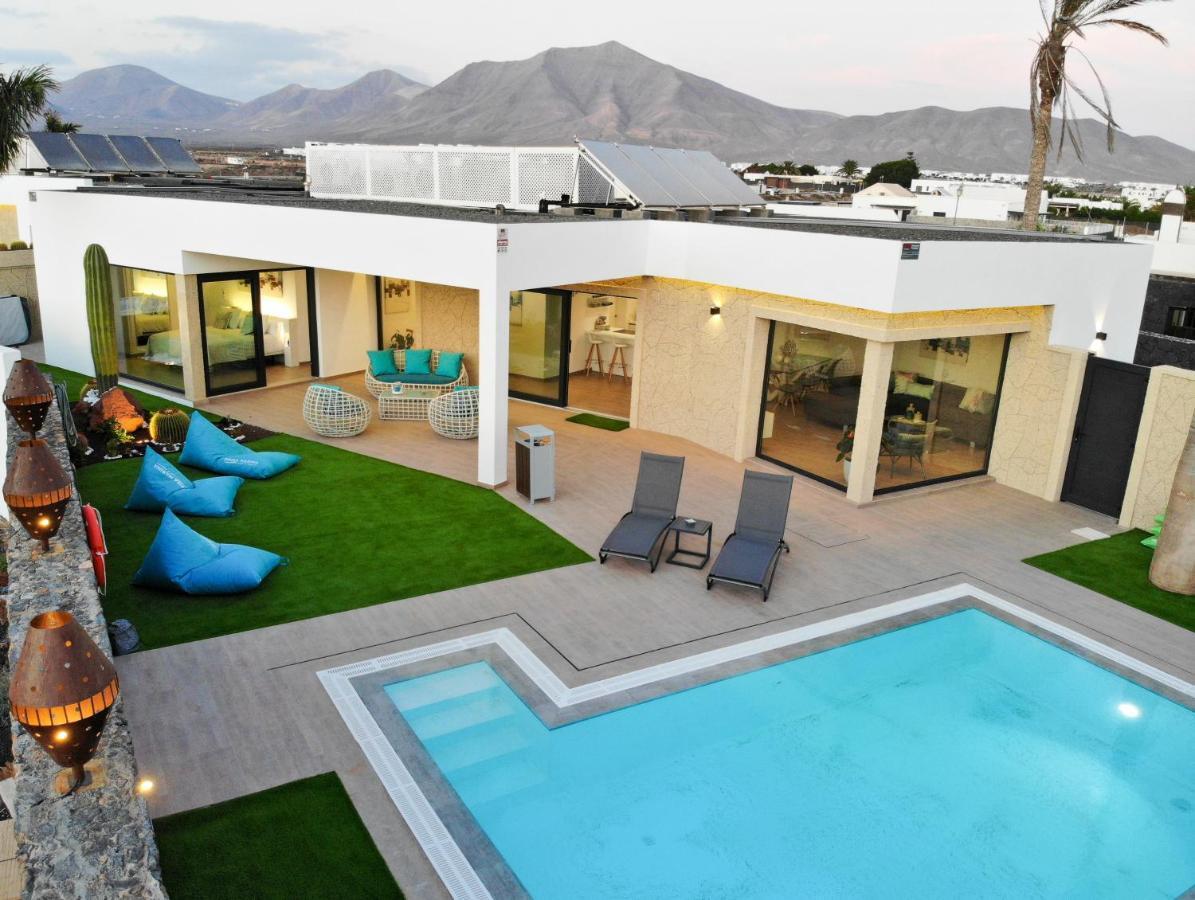 Sea Breeze Villas Lapa And Claca Playa Blanca  Exteriér fotografie