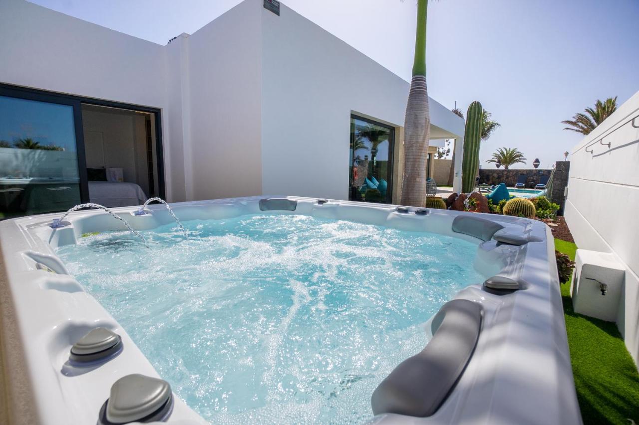 Sea Breeze Villas Lapa And Claca Playa Blanca  Exteriér fotografie